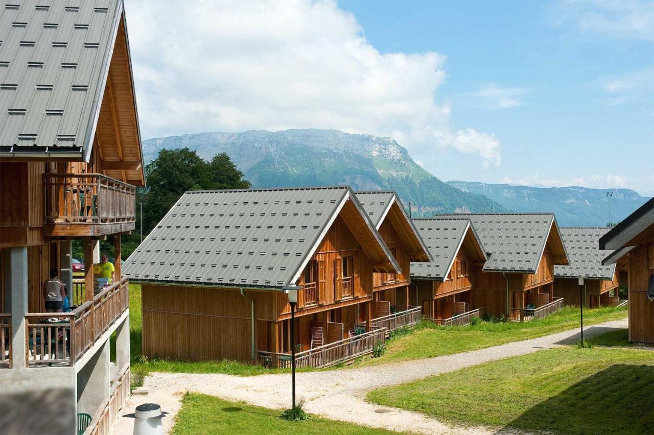 Madame Vacances Les Chalets Du Berger Premium*** La Féclaz Exterior foto